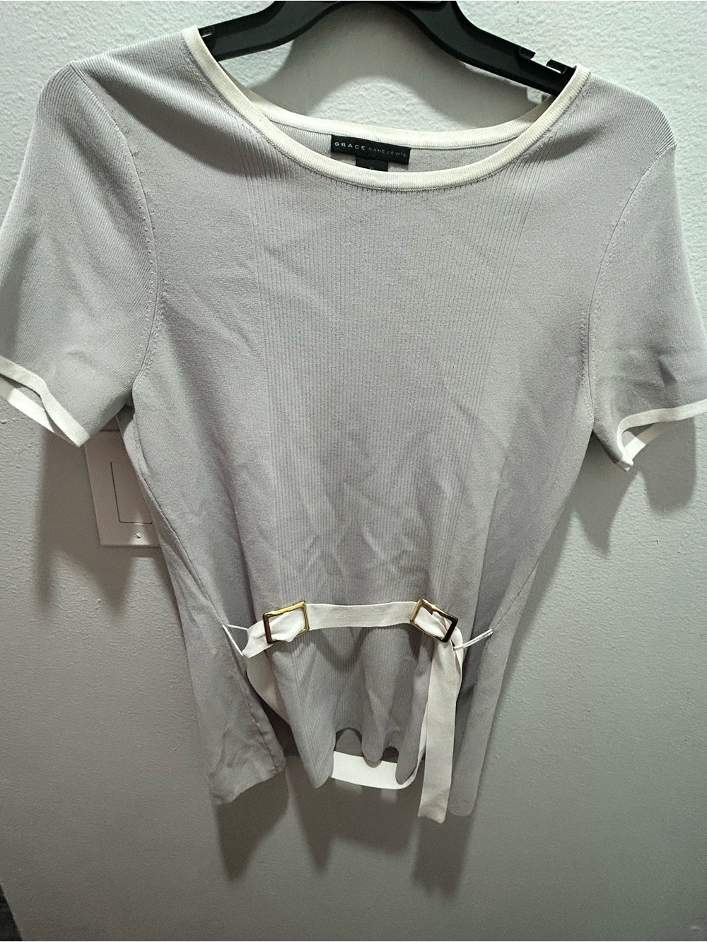 Grace Collection White Short-Sleeve Knit Top with Waist Buckle Detail